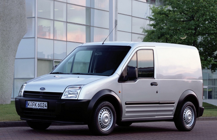 Фургон Ford Transit Connect первого поколения, 2002–2009