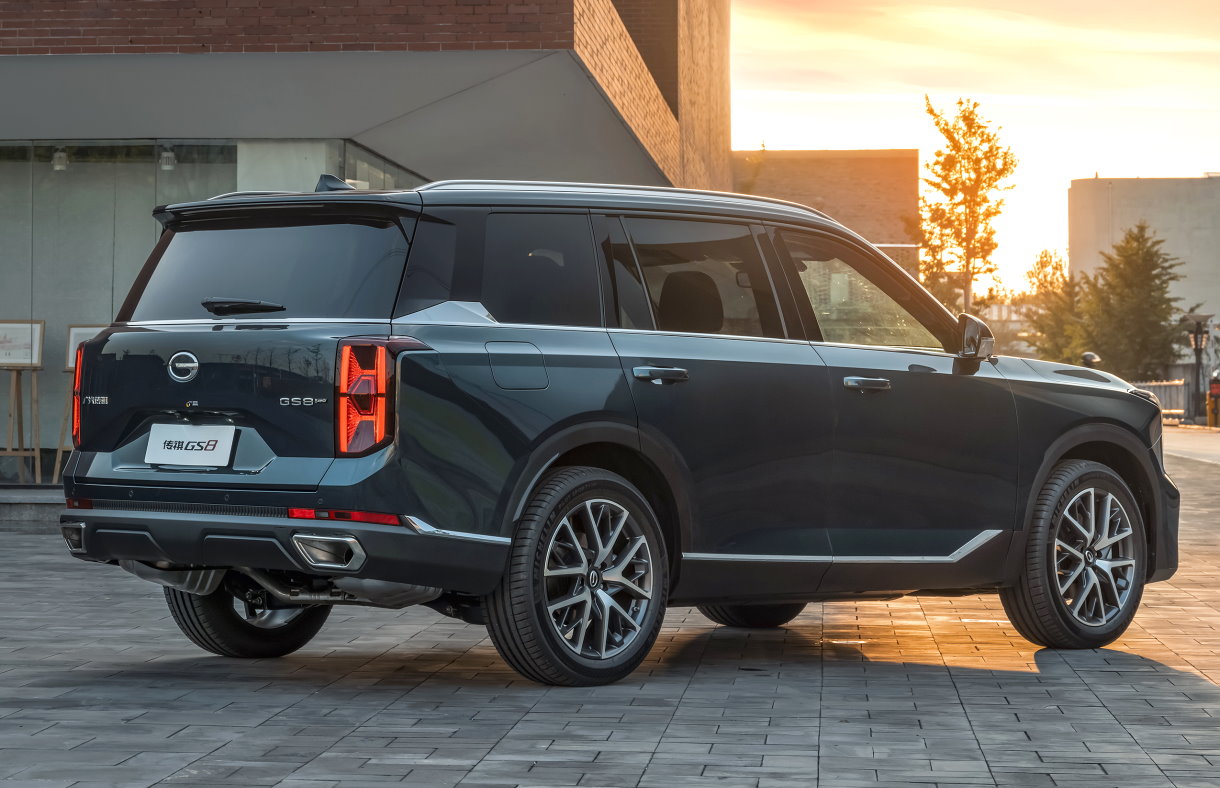 ��������� GAC GS8