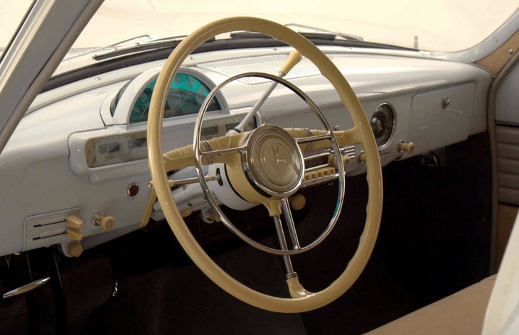 Интерьер седана ГАЗ-21 «Волга» третьей серии, 1962–1970