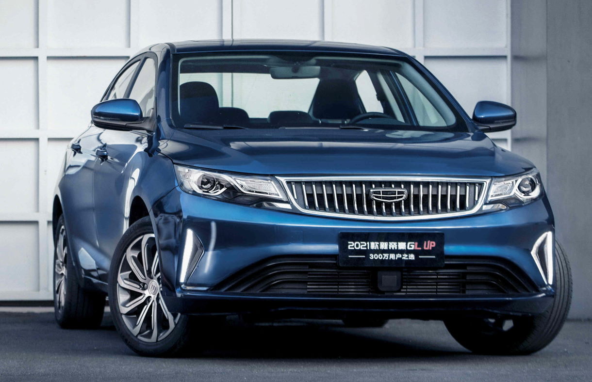 Седан Geely Emgrand GL после рестайлинга 2021 года
