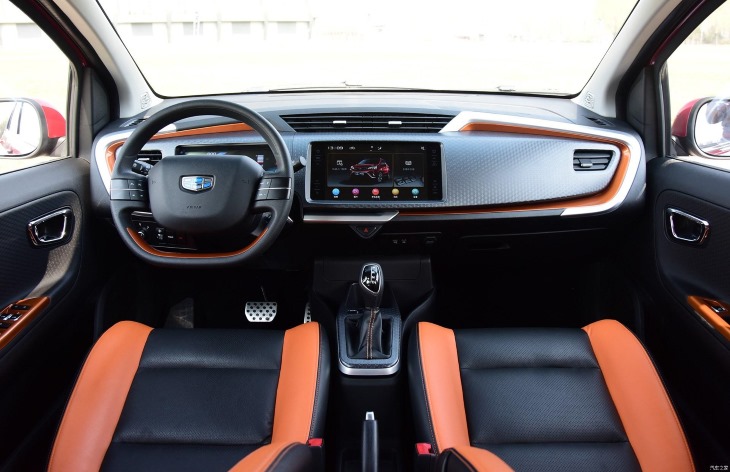 �������� �������� Geely Vision X1