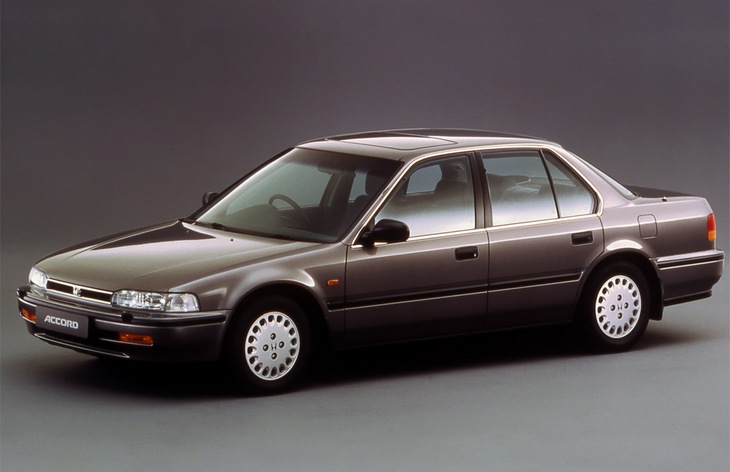 Седан Honda Accord четвертого поколения, 1989–1993