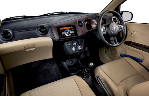 �������� ���������� Honda Brio