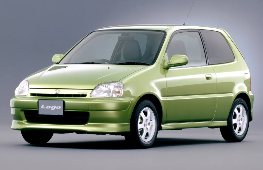 Трехдверный хэтчбек Honda Logo