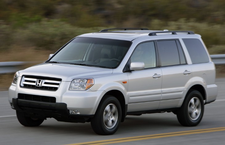 Кроссовер Honda Pilot первого поколения после рестайлинга, 2005–2008