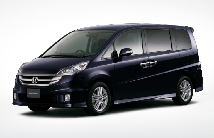 Honda Stepwgn третьего поколения