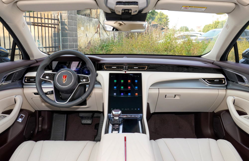 ����� ������ Hongqi H5