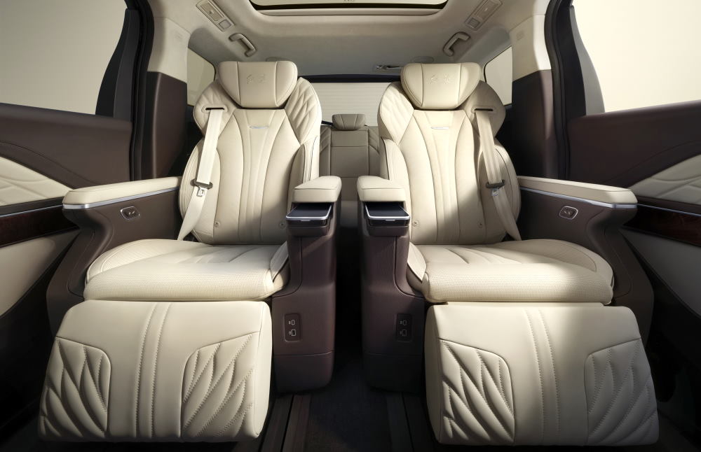 ����� �������� Hongqi HQ9