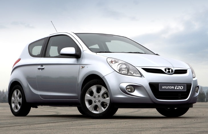 Трёхдверный хэтчбек Hyundai i20 первого поколения