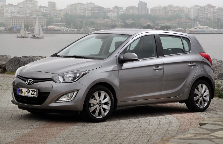 Пятидверный хэтчбек Hyundai i20 первого поколения после рестайлинга