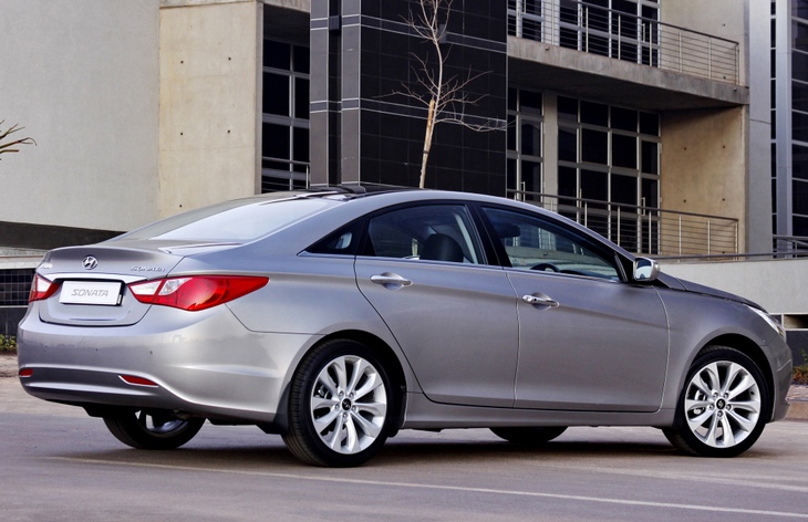 Седан Hyundai Sonata шестого поколения