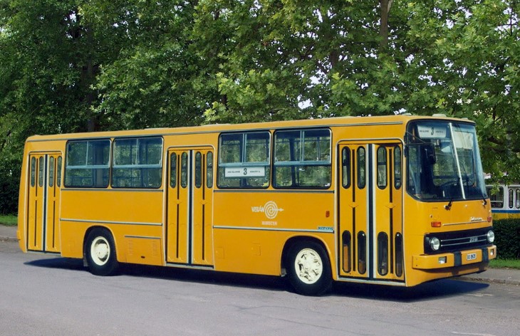 Автобус Ikarus 260