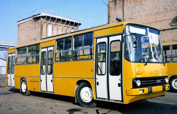 Автобус Ikarus 260