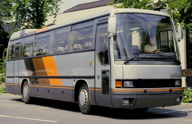Автобус Ikarus 365