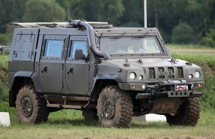 Внедорожник Iveco LMV «Рысь»