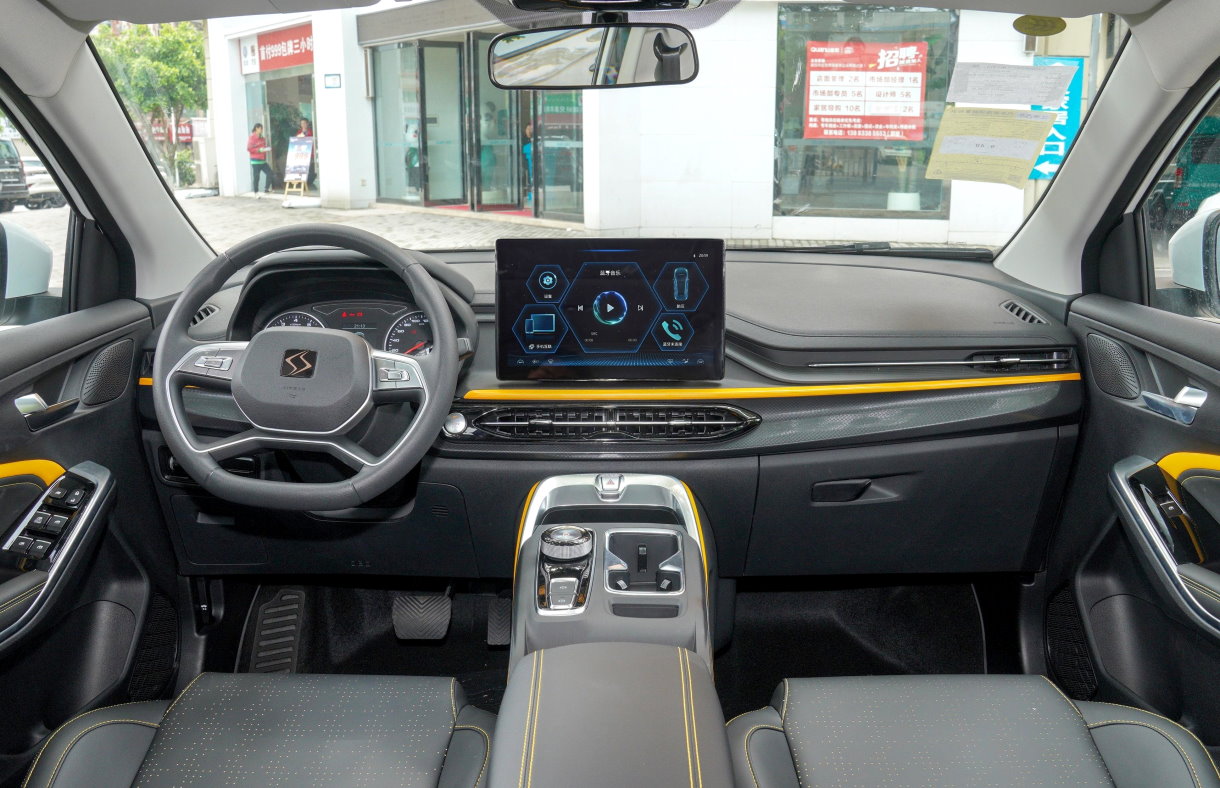 ����� ���������� JAC Sehol X6