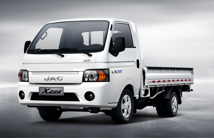Грузовик JAC X200