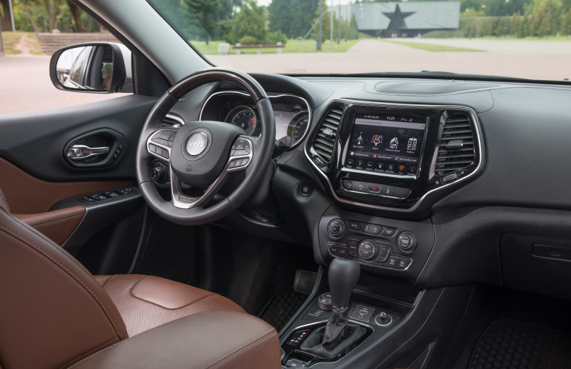 �������� ���������� Jeep Cherokee