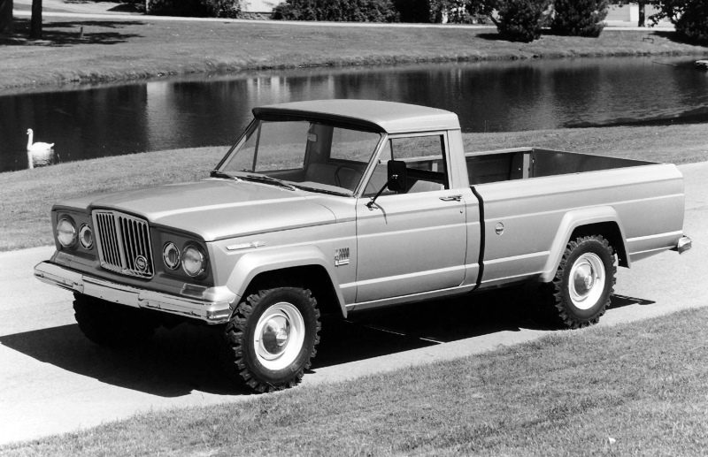 Пикап Jeep Gladiator первого поколения