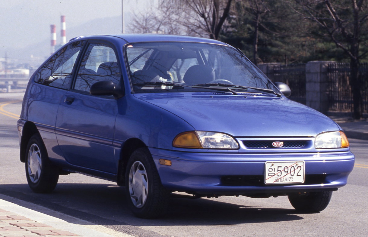 ������� Kia Avella