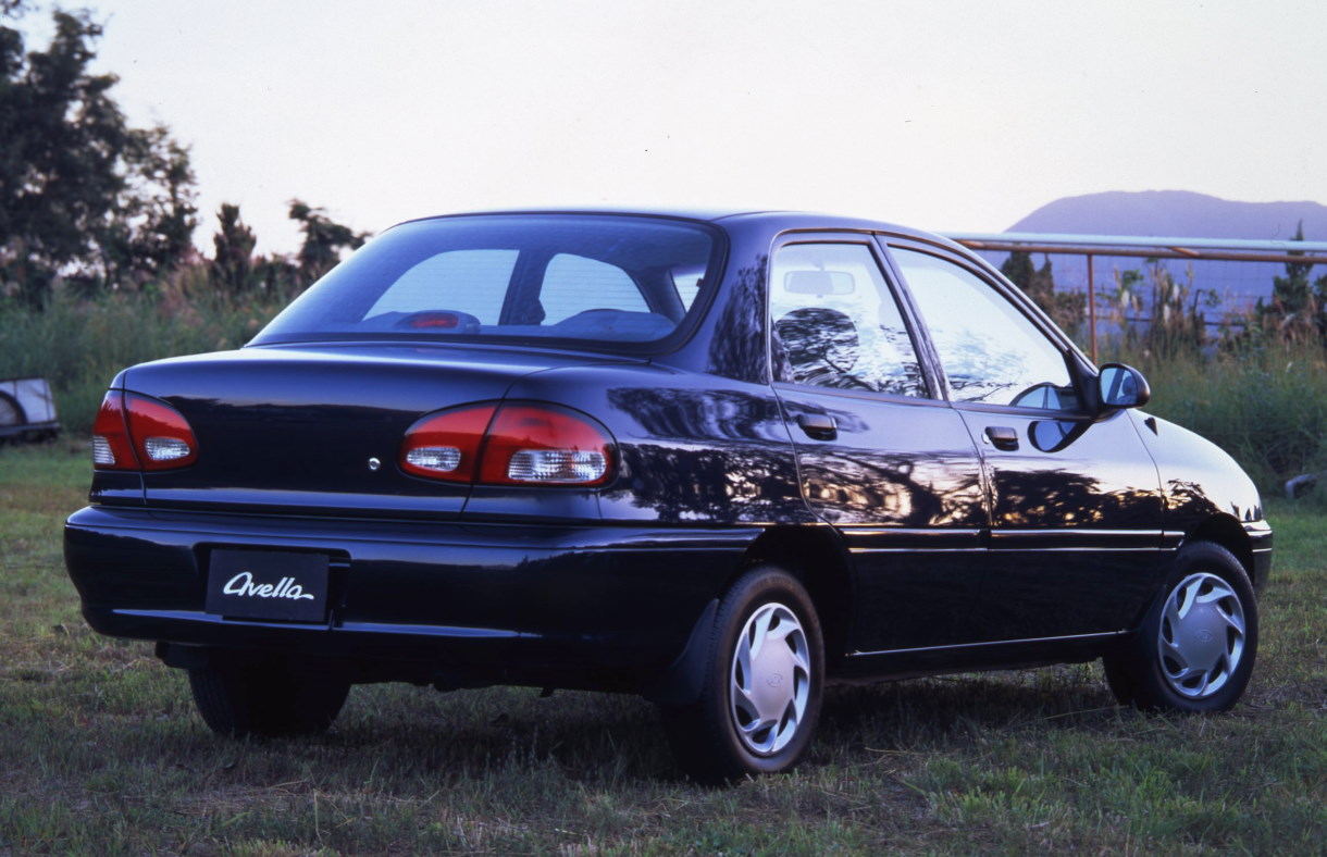 ����� Kia Avella