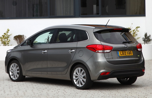 ���������� Kia Carens