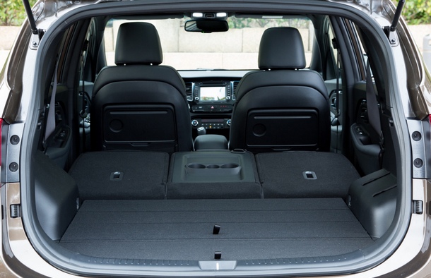 �������� ����������� Kia Carens