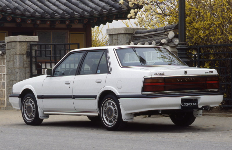 Седан Kia Concord после рестайлинга 1991 года