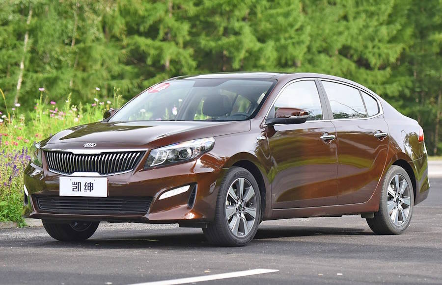 Седан Kia K4 Cachet