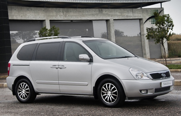 ������� Kia Sedona