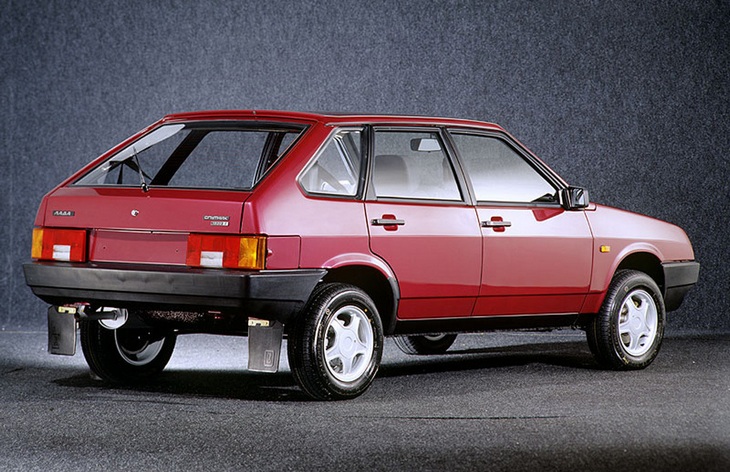 ������� ���-21093, 1990�2005