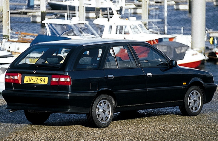 Универсал Lancia Dedra SW,1994–2000