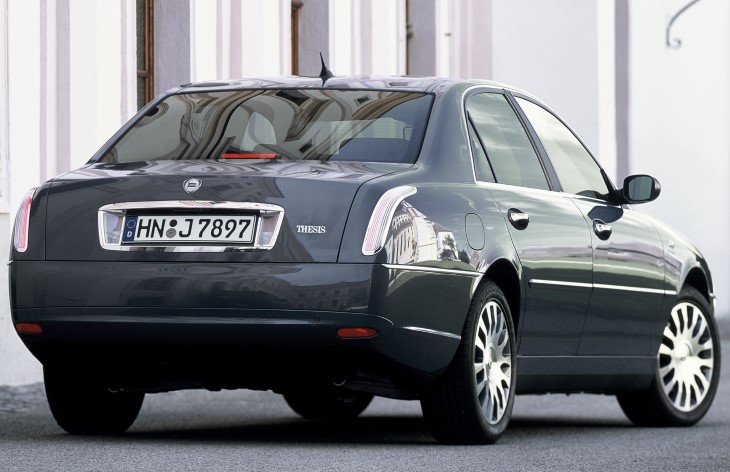 Седан Lancia Thesis, 2002-2009