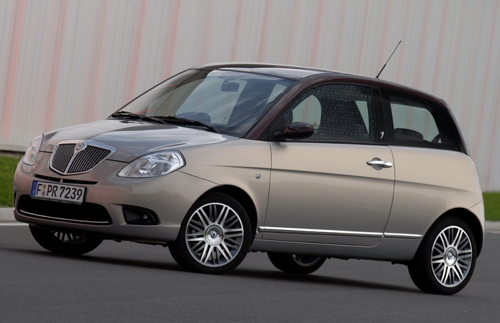 Хэтчбек Lancia Ypsilon первого поколения, 2003–2011