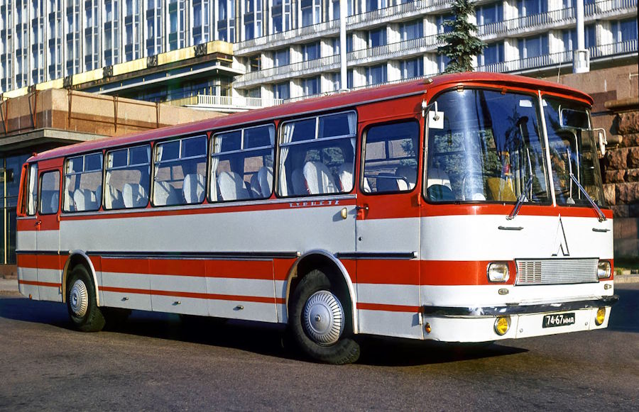 Автобус ЛАЗ-699Н Турист-2