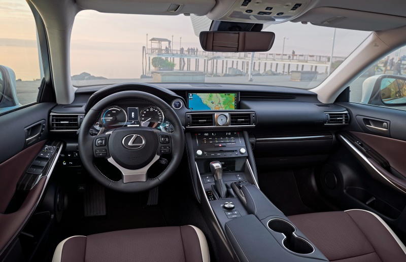 �������� ������ Lexus IS