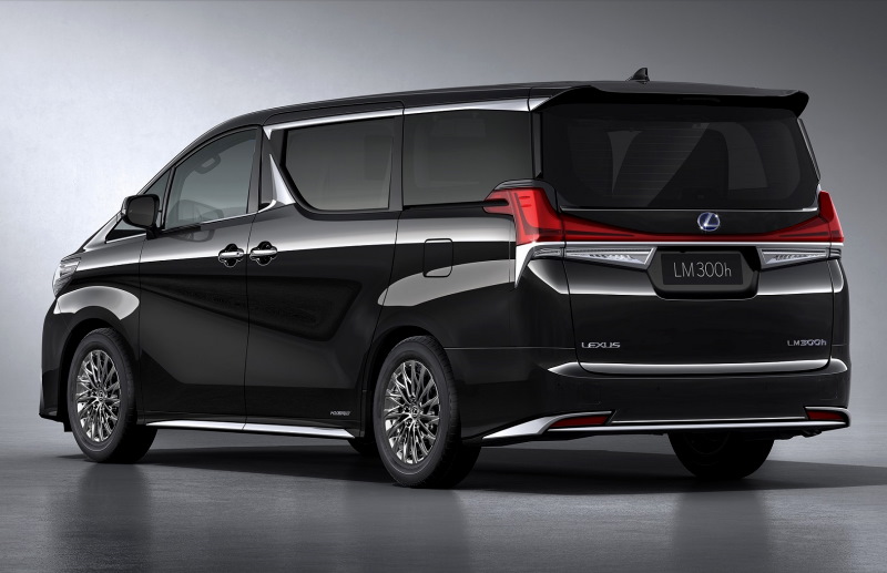 ������� Lexus LM