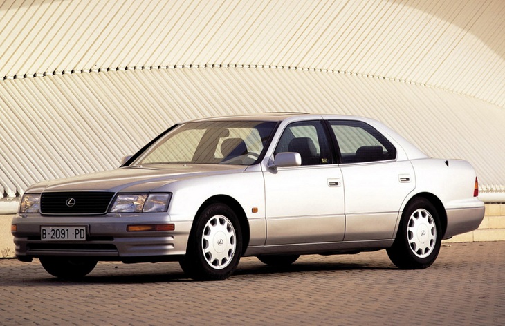 Седан Lexus LS 400 второго поколения, 1994–2000