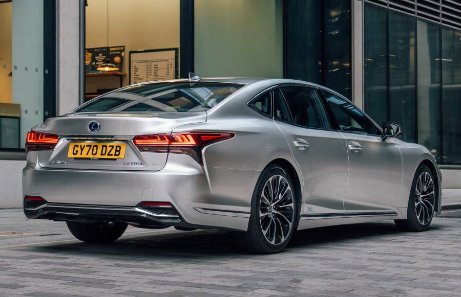 ����� Lexus LS