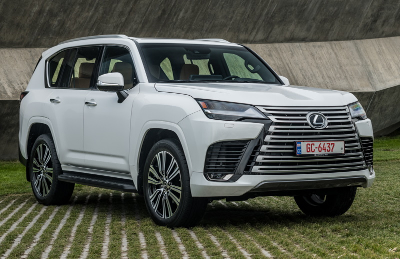 ����������� Lexus LX