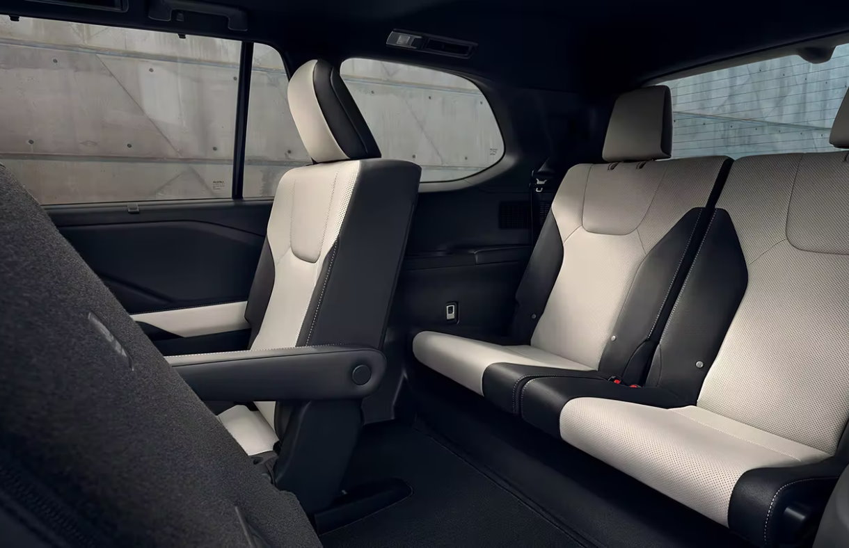 ����� ���������� Lexus TX