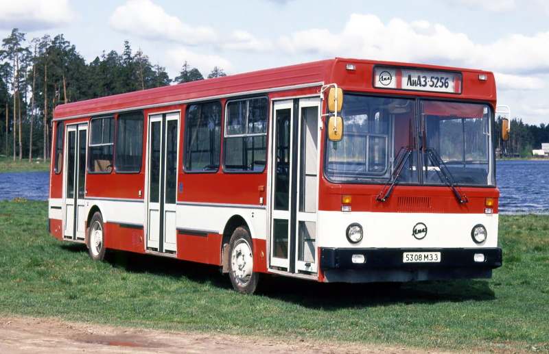 Городской автобус ЛиАЗ-5256