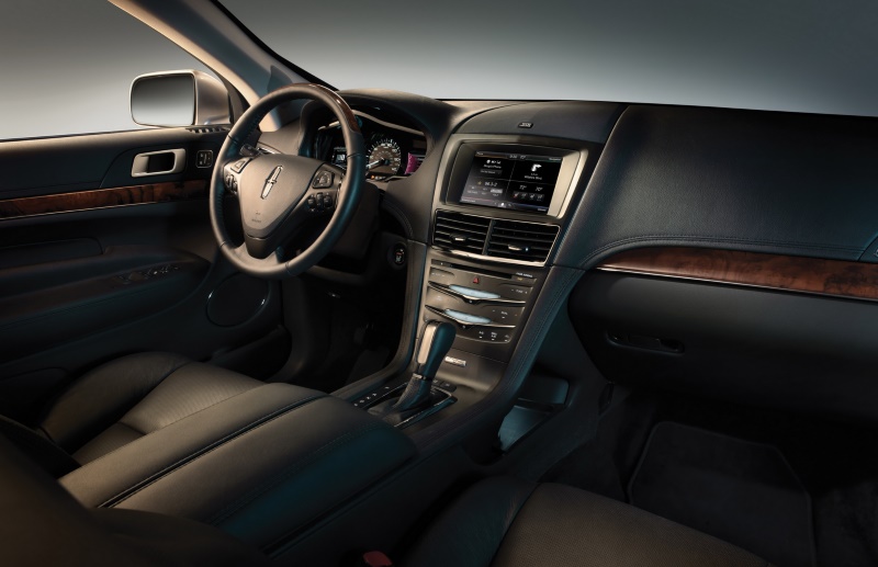 �������� ���������� Lincoln MKT