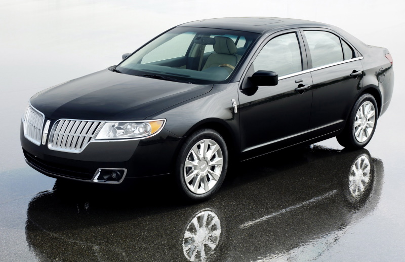 Седан Lincoln MKZ первого поколения после рестайлинга, 2009–2012