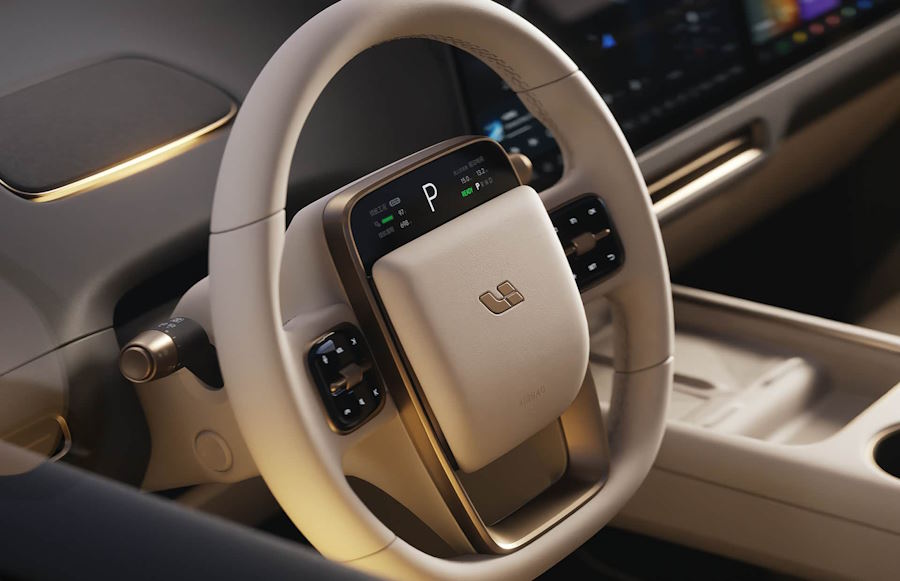 ����� ������������� Lixiang i8