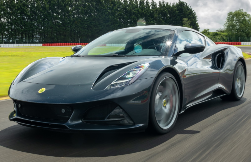���� Lotus Emira