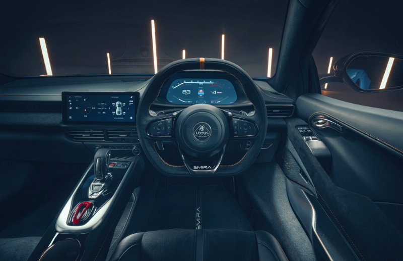 �������� ���� Lotus Emira