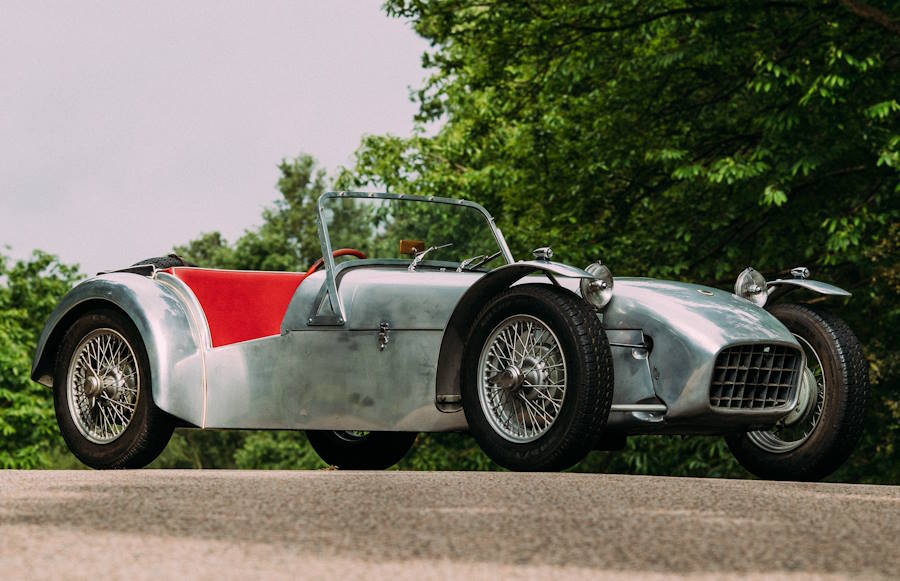 Родстер Lotus Seven
