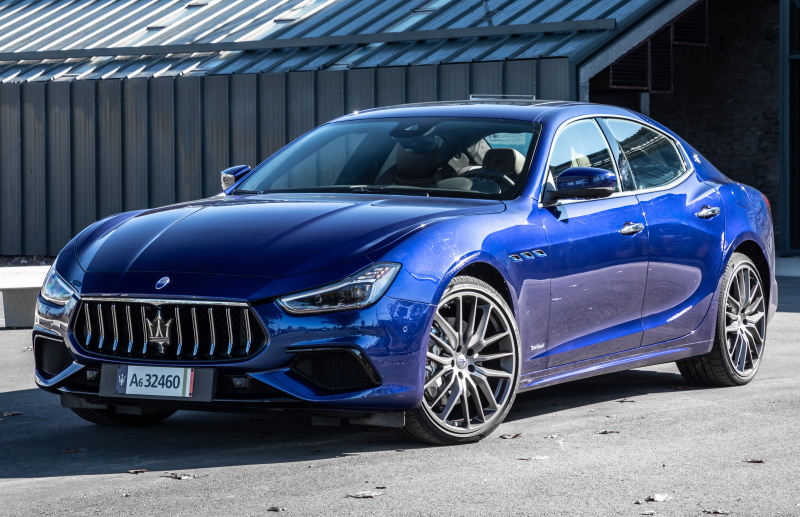 Седан Maserati Ghibli