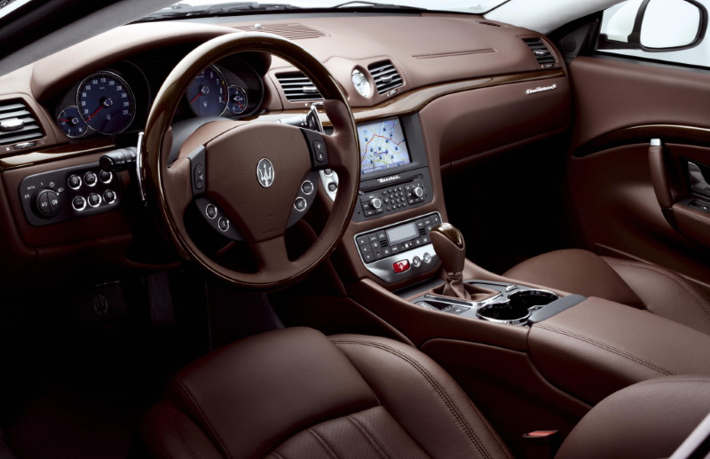 ����� ���� Maserati GranTurismo